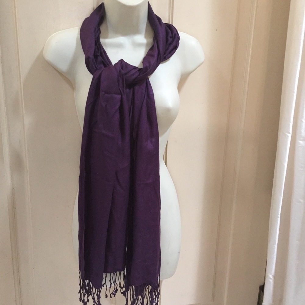 Elegant Deep Purple Scarf - Picture 6 of 8